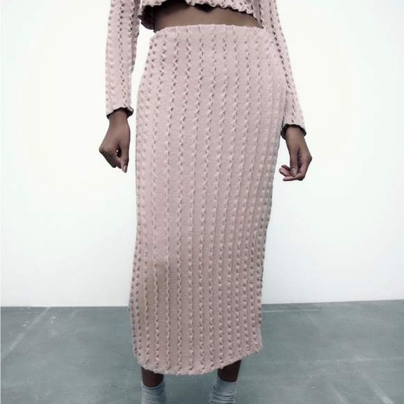 ZARA MIDI SKIRT. Size M. - Picture 3 of 7
